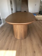 Stół owalny orzech amerykański S72 rozkładany do 300 cm do salonu i jadalni