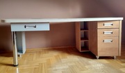 Duże biurko idealne pod komputer