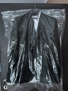 Garnitur męski czarny z nutami zieleni 176/100/90 Silm 50M - Bonus MG