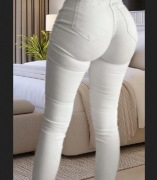 Spodnie rurki skinny białe push up elastyczne seksowne Bershka 36