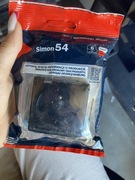 GNIAZDO WTYCZKOWE POJEDYNCZE IP44 TRANSPARENTNA KLAPKA SIMON 54 CZARNY MAT