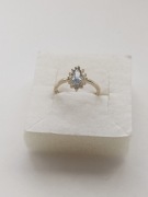 Złoty pierścionek, próba 585, 2.25g