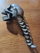 Otwieracz do butelek czaszka