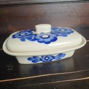 Ceramiczna Maselnica Retro – Ręcznie Malowana – Wzór Kwiatowy (Fajans)
