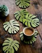 Zestaw 6 podstawek pod kubek – liść monstera, dekoracyjne, ochrona blatu,