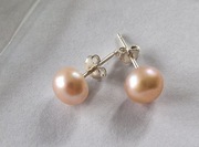 Kolczyki srebrne próby 925 z prawdziwą perłą odcień różowy!
