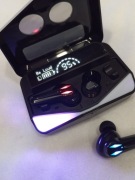 Zestaw słuchawek  bez przewodowych dousznych M -28