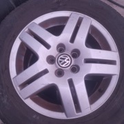 Alufelgi skoda polo golf 15 cali opony ok