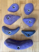 7 fioletowych chwytów wspinaczkowych