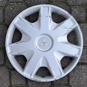 oryginalny kołpak Mitsubishi 15 cali