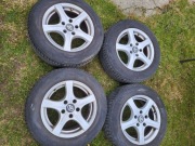 Felgi aluminiowe 5x114,3-15calowe do Toyoty z oponami Pirelli Cinturato