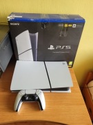 PS5 SLIM 825GB DUAL SENSE PAD  DISC FREE CONSOLE