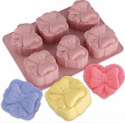 Forma silikonowa - prezent kokardą (do deserów i świec)