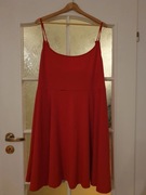 Sukienka czerwona na ramiączkach