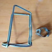 Retro koszyk z obejmą PRL na bidon stalowy wytrzymały klasyk