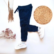 Spodnie z polaru 104 ciepłe granatowe w serduszka serca ze ściągaczami