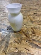 Wazonik mleczny 12cm