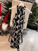 Czarno biała wzorzysta sukienka mini -  River Island Petite rozm. XS-M