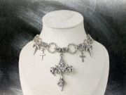 Choker stal chirurgiczna hipoalergiczny goth krzyże kolce