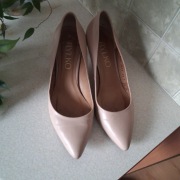 Skórzane czółenka Ryłko beżowe nude r. 39 skóra naturalna