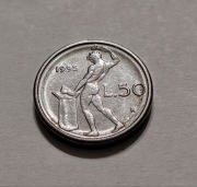 [moneta] 50 lirów Włochy 1995 Republica Italiana romb nad podpisem grawera