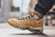 Buty Sneakersy Nike Air Max 95 Wheat Premium Jasny Zamsz Jesień 42.5