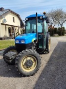 Ciągnik Sadowniczy New Holland TN85FA 