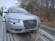 Maska przednia audi a 3 8p kolor ly7j