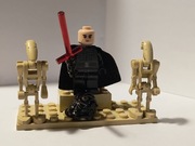LEGO Minifigurka Star Wars Kylo Ren + 2 Battle Droidy + Podstawka