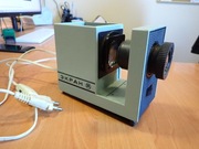 Radziecki rzutnik przezroczy – metalowy, ciężki, vintage PRL, do renowacji