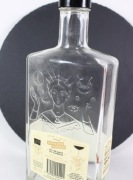 piękna pusta butelka na nalewkę - po likierze Mr. Black - 700ml xxx 090