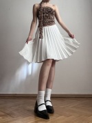 Biała spódnica plisowana mini do kolan coquette