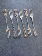 Srebrne widelczyki deserowe vintage  niemieckie srebro Antiko 800