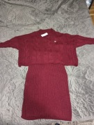 Komplet sweterek i spódnica w kolorze bordo 