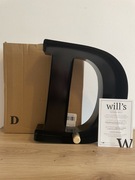 Metalowy uchwyt na korki do wina will's - litera D