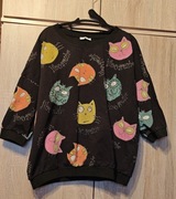 Megi czarna bluza cekiny koty kolorowe M/L