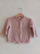 Ażurowy sweterek dla dziewczynki rozmiar 74