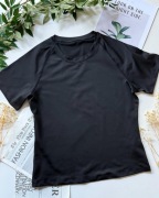 T-shirt treningowy szybkoschnący materiał