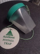 Pitfall trap- pułapka na wołki ryżowe i inne