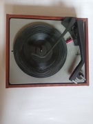 Gramofon G 500  z książka i płytą 