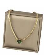 Naszyjnik damski w kolorze złotym z serduszkiem nowy