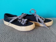 Jenny Fairy Czarne Tenisówki na plecionej podeszwie rozm.36