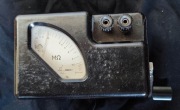 Miernik rezystancji izolacji IMI-3 A3 1965r. Uszkodzony.