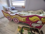 Łóżko dla dziewczynki