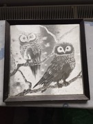 Ciekawy obraz, srebrne sowy 