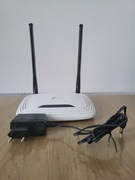 Router tp link model TL-WR841N