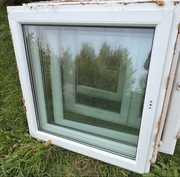 Okno PCV 119x117 dwuszybowe