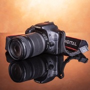 Lustrzanka Canon EOS 550D + obiektyw Canon 55-250mm f4-5,6