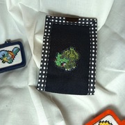 Ręcznie szyty etui na karty - Bulbasaur
