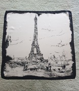 Jedwabna apaszka chusta gawroszka z motywem wieży Eiffla 